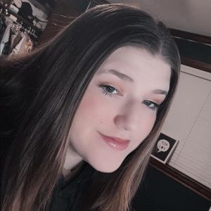 Meet your Posher, Kaitlyn